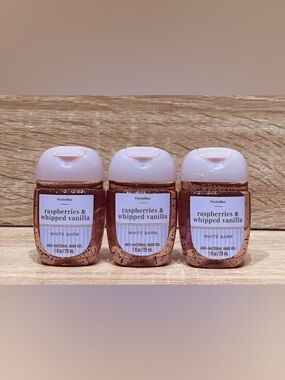 Bath & Body Works White Barn Raspberries & Whipped Vanilla Hand Gel Trio
